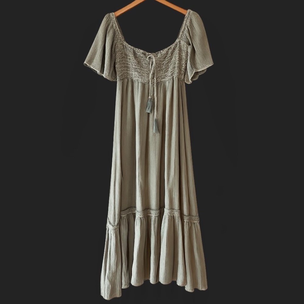 Easel Smocked Tiered Gauze Maxi Dress Green Size M Boho Cottagecore Milkmaid - Picture 3 of 9